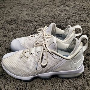 Nike Lebron 14 Low Sz. 10.5